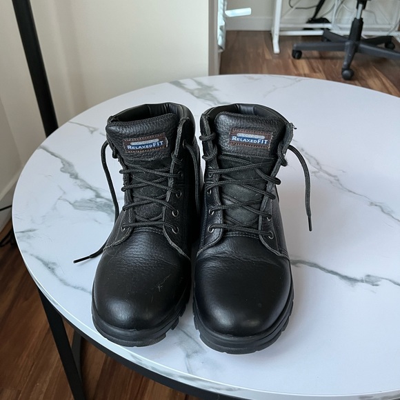 Sketchers Relaxed Fit Steel toes, electrical & oil resistant Women’s Boot - Picture 11 of 13